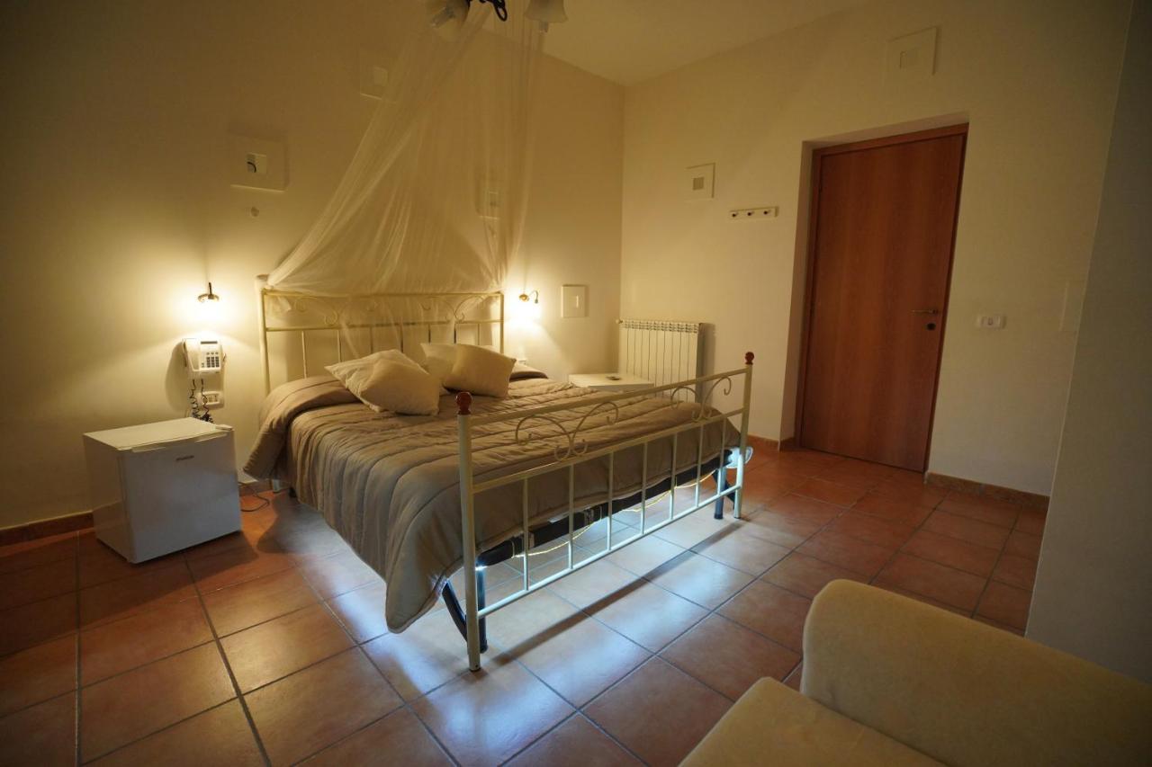 Hotel Stefany Lago Patria Buitenkant foto