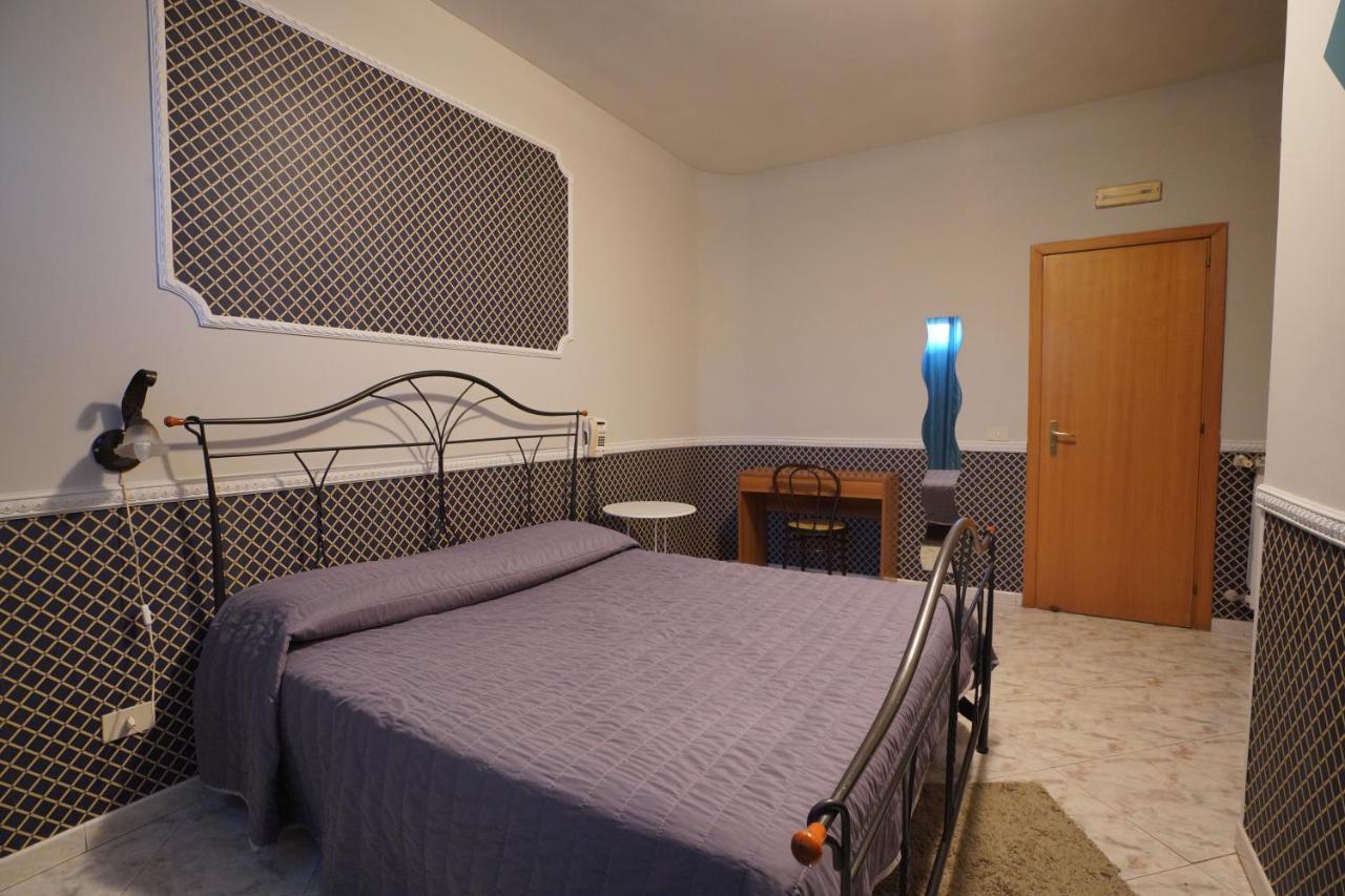 Hotel Stefany Lago Patria Buitenkant foto